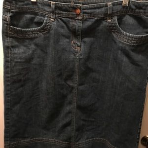 Boden size 12L denim skirt